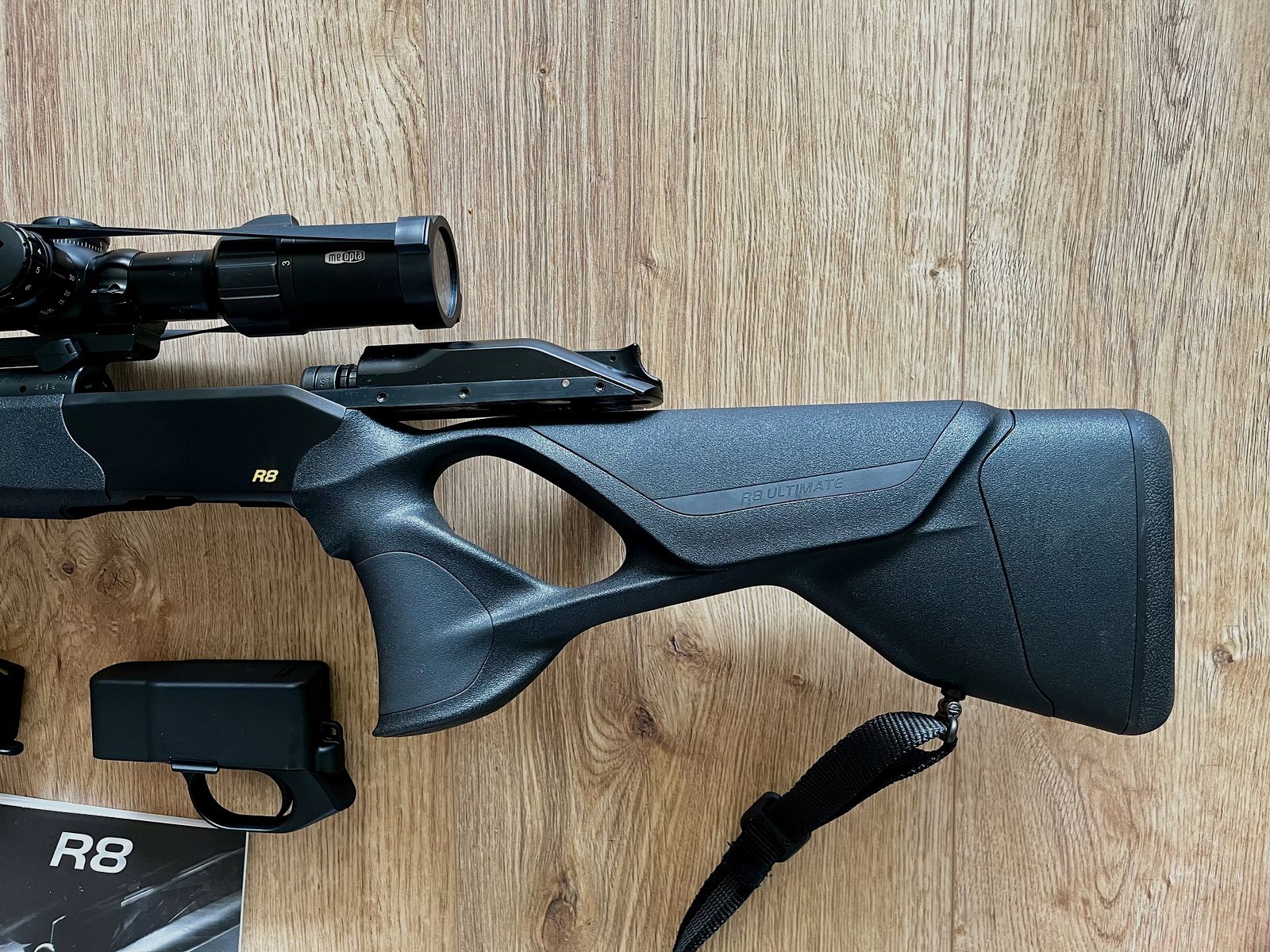 Blaser R8 Ultimate - Atec geluiddemper - Meopta 
