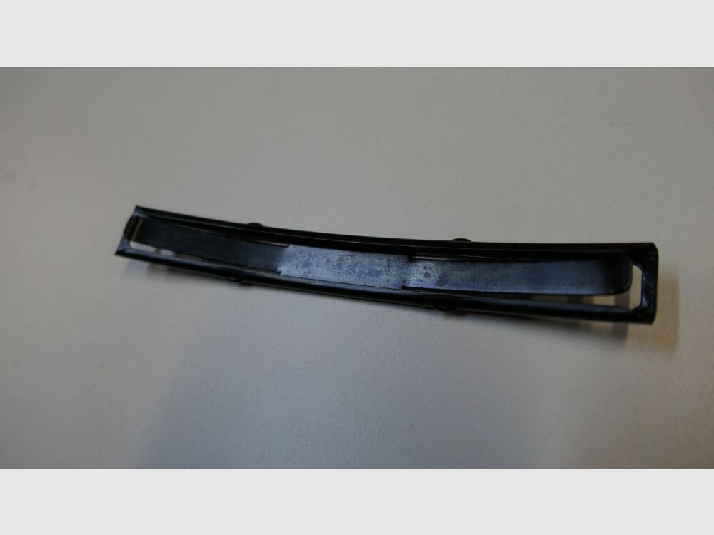 Simonov SKS Ladestreifen, 10-Schuss, neuwertig