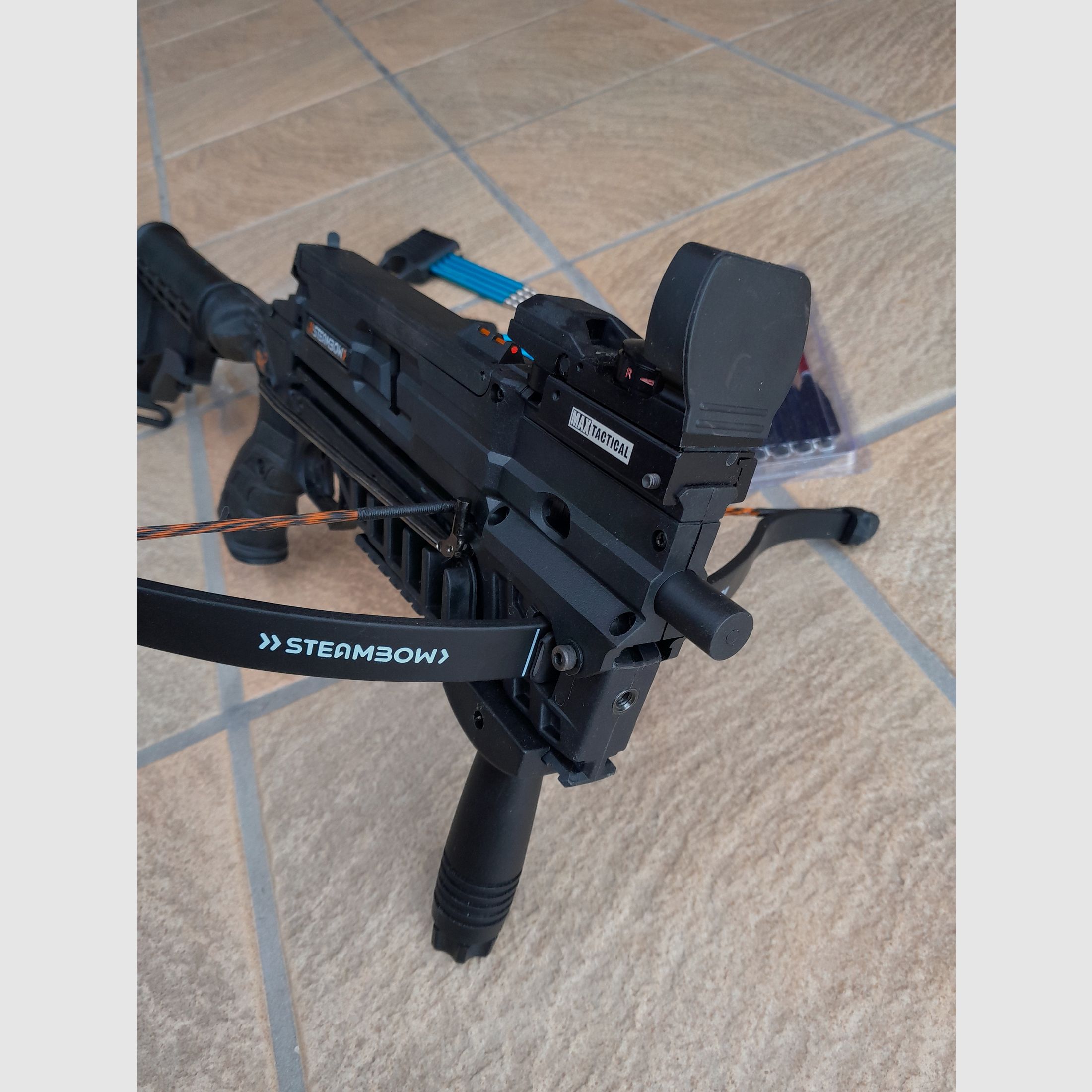 Stinger 2 ar6 Tactical Steambow