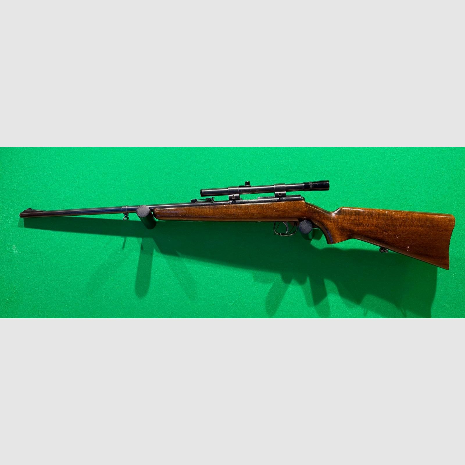 Rifle de repetición de calibre .22lr Anschütz