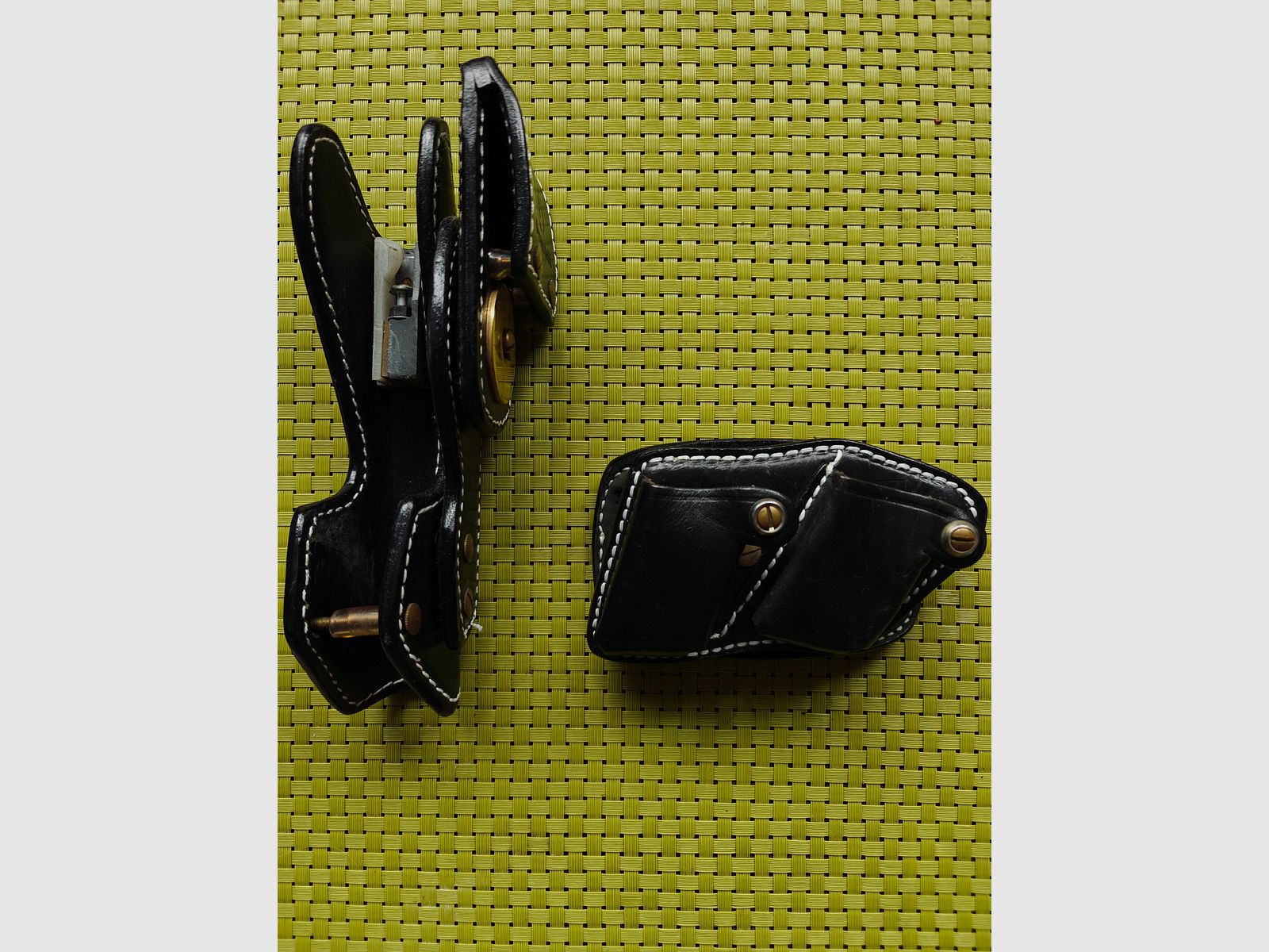 IPSC leather holster with magazine holders