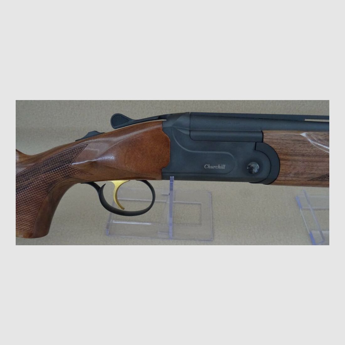 Akkar Silah Churchill 206 E Hunting Black