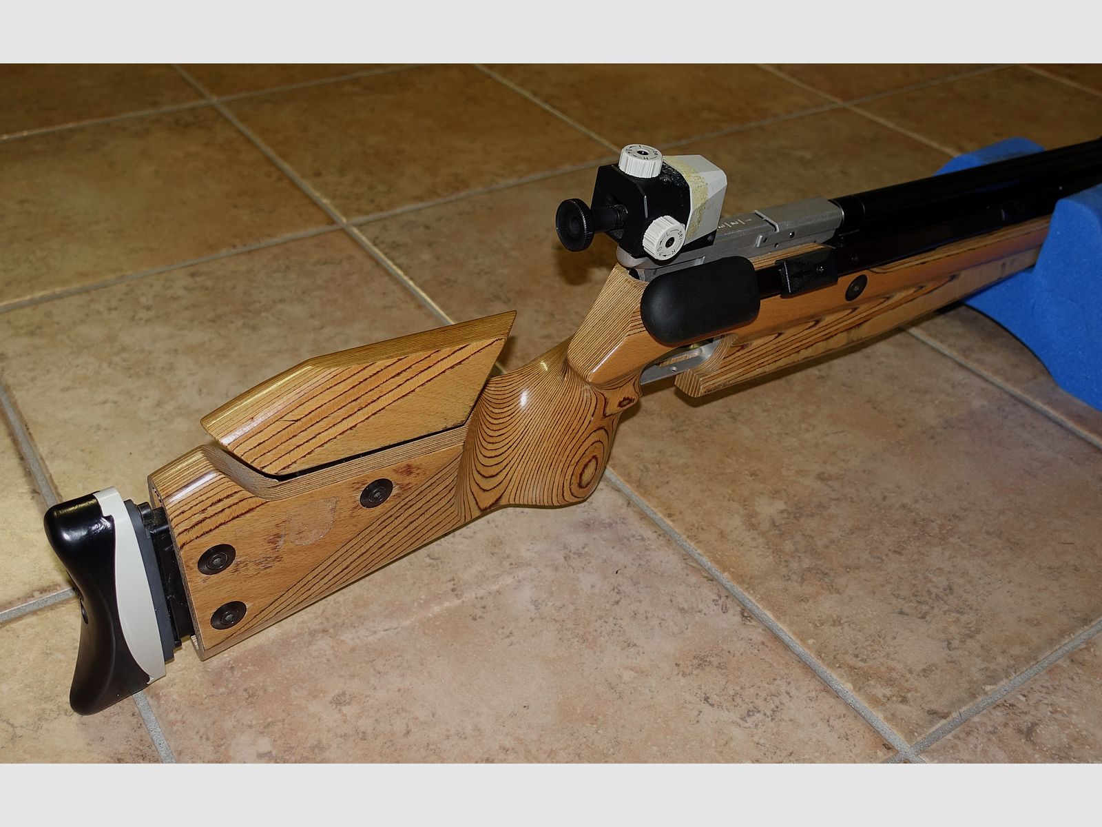 FWB Feinwerkbau Druckluft Matchgewehr Mod. 602 / neues Service / alle Dichtungen NEU