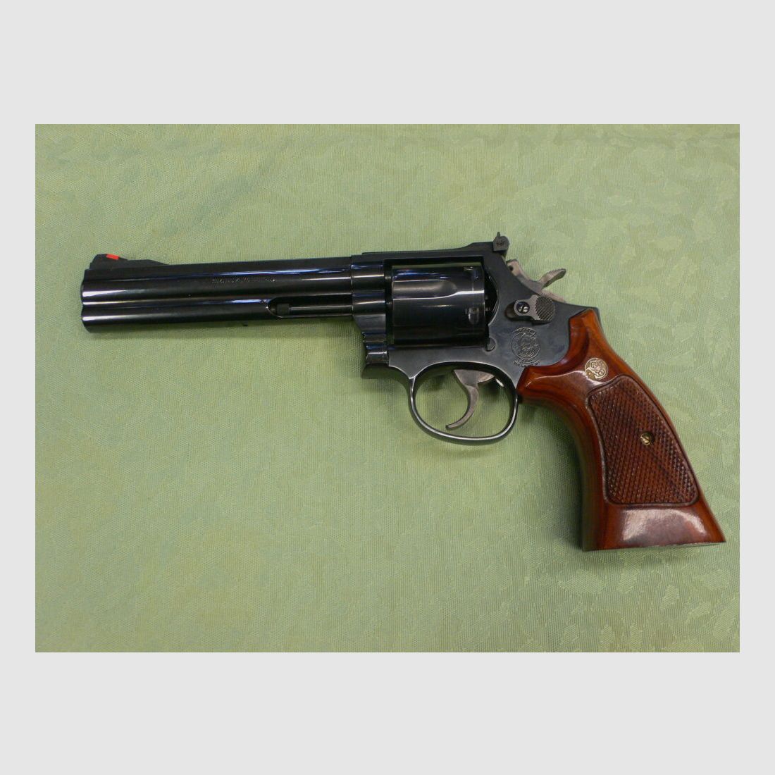 Smith & Wesson Mod. 586, afbeelding 1 van 2