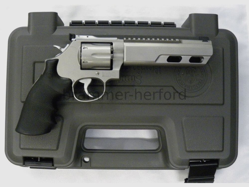 Smith & Wesson 686-6 Competitor