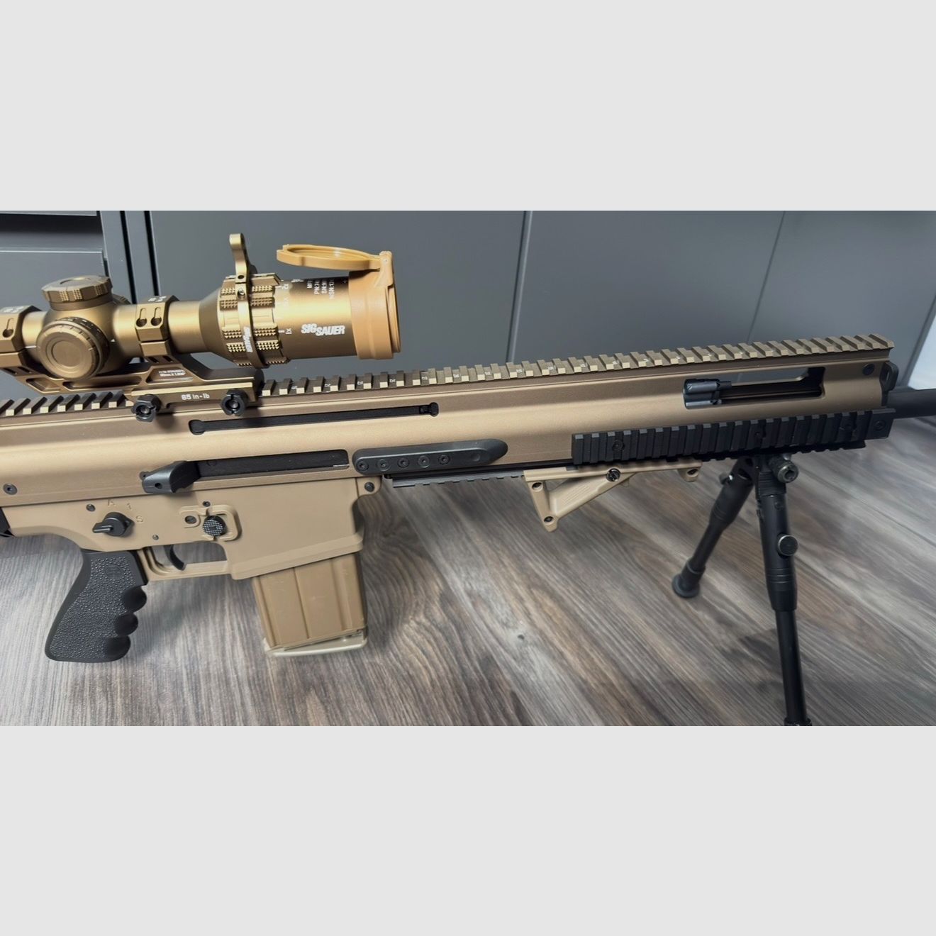 VFC MK20 SSR GBB + TANGO6T