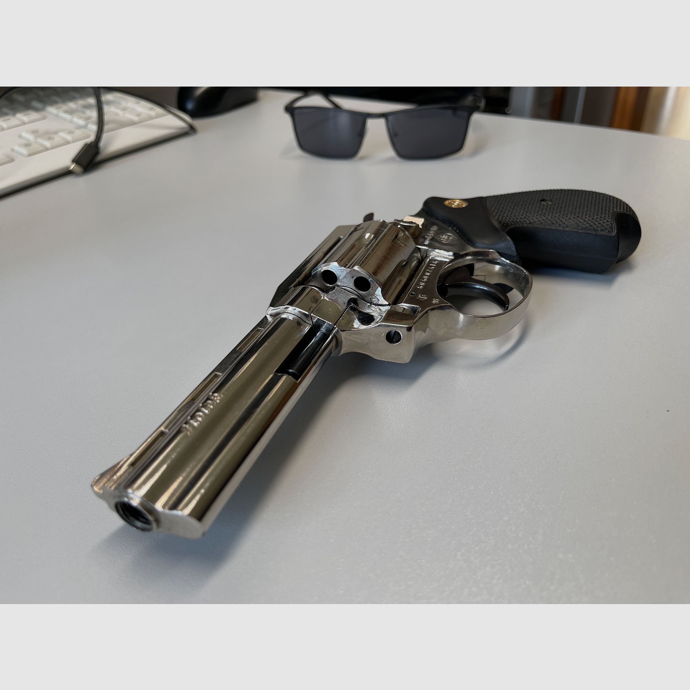 Holek Revolver Model 040, 4“ ALFA-PROJ Vernickelt