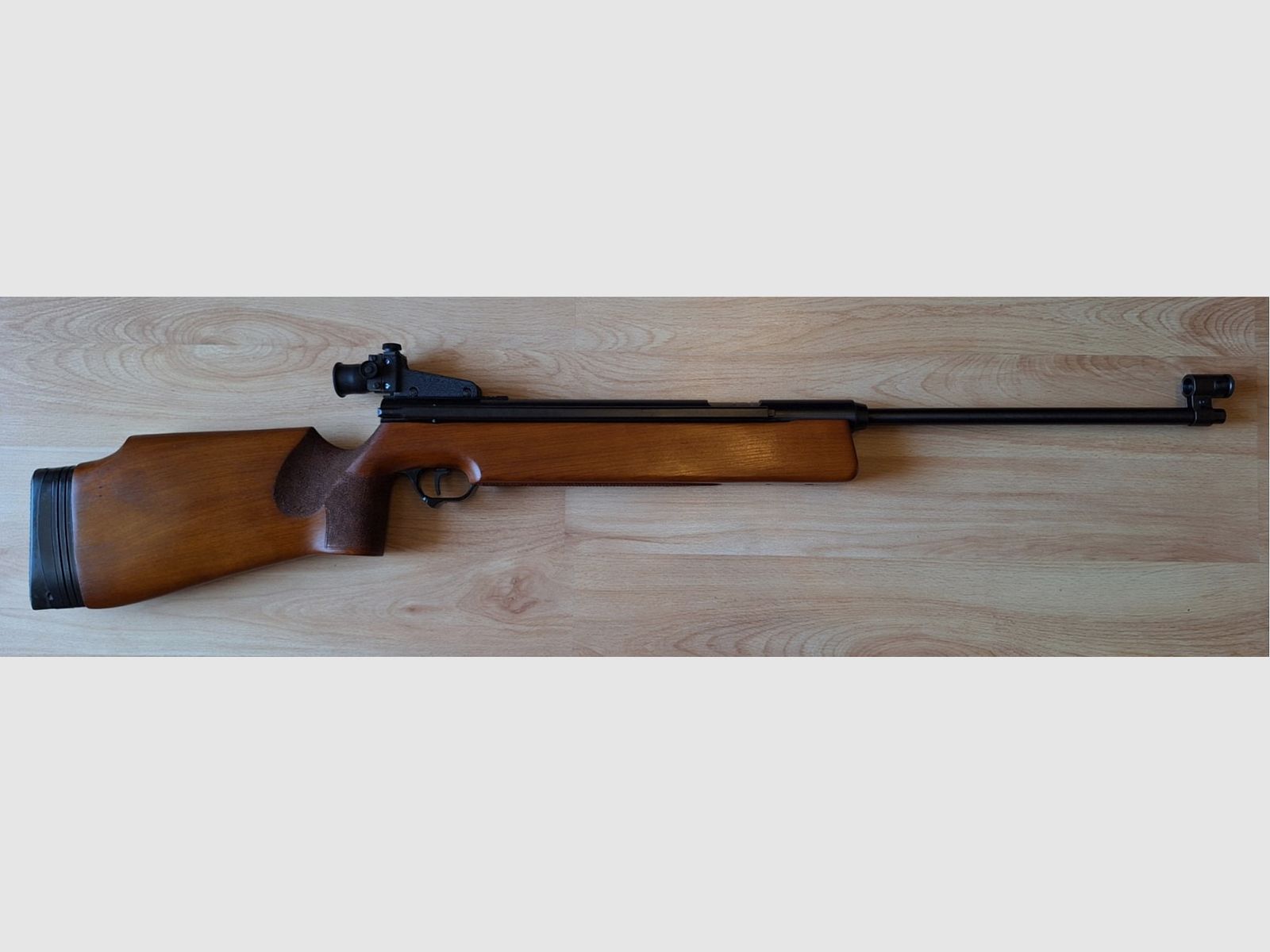 Haenel 312-1 Match-Luftgewehr Seitenspanner