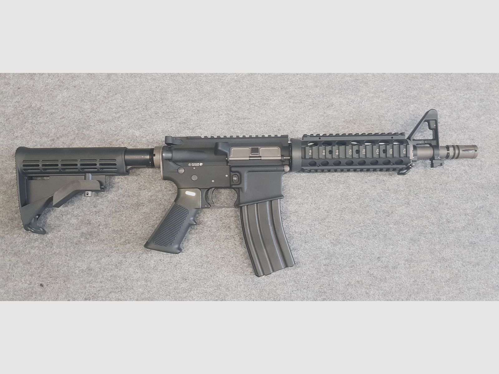 Fucile Softair M4 Gas Blowback WE CQB R GBB V3 Open Bolt Edizione Nera Nuovo 18 anni 6mm BB