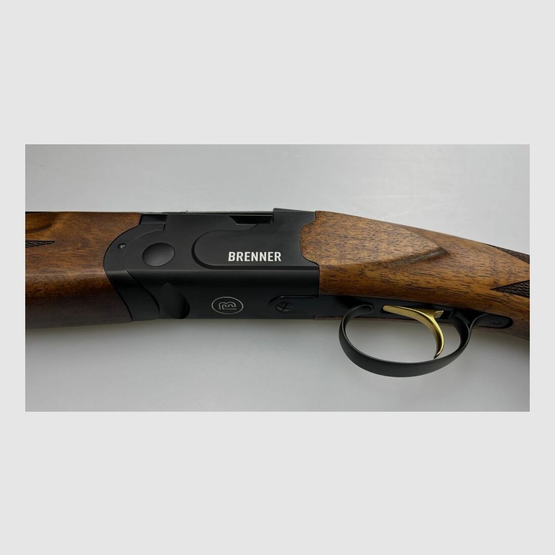 BRENNER BF18 black