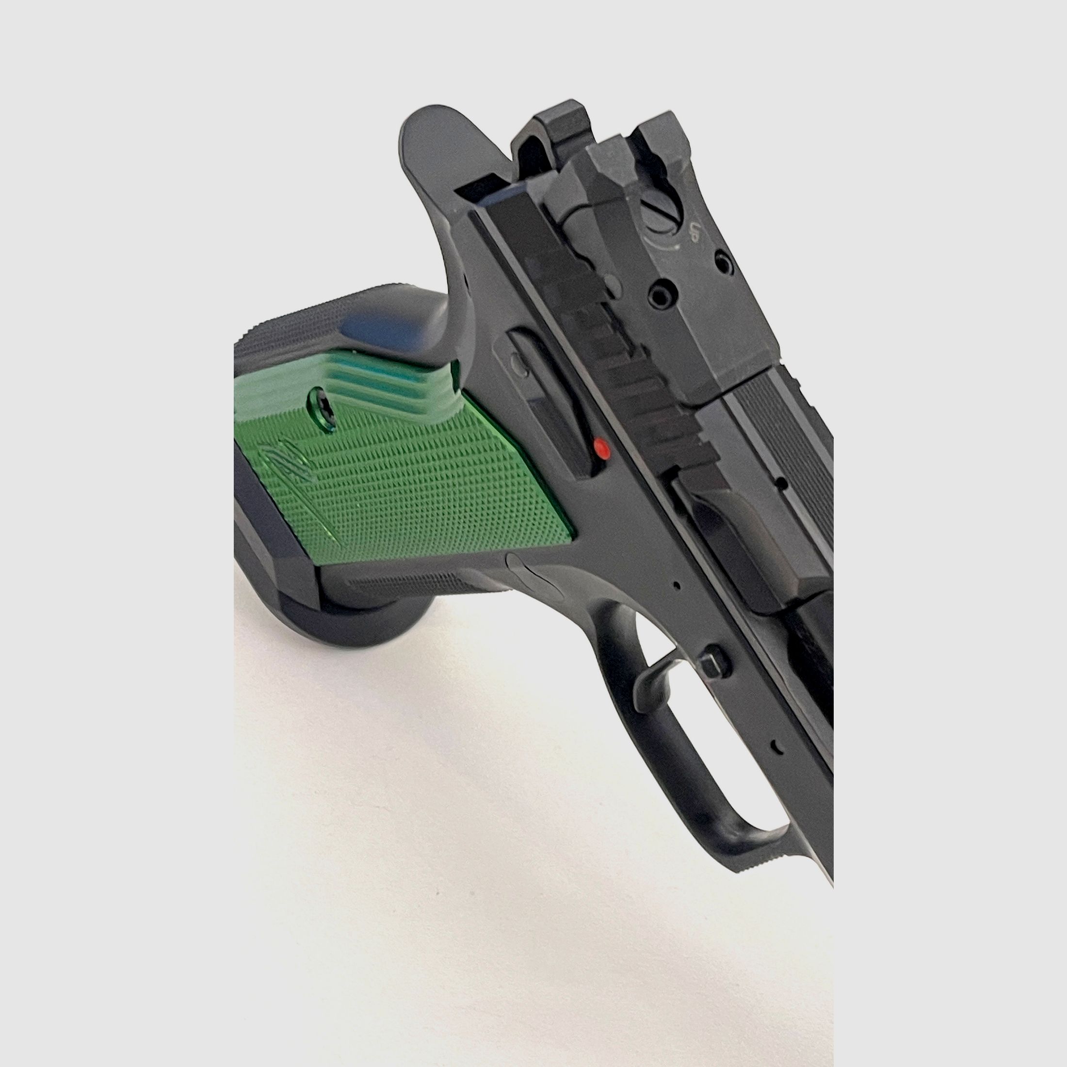 CZ  TS 2 Racing Green 9mm Luger NEU