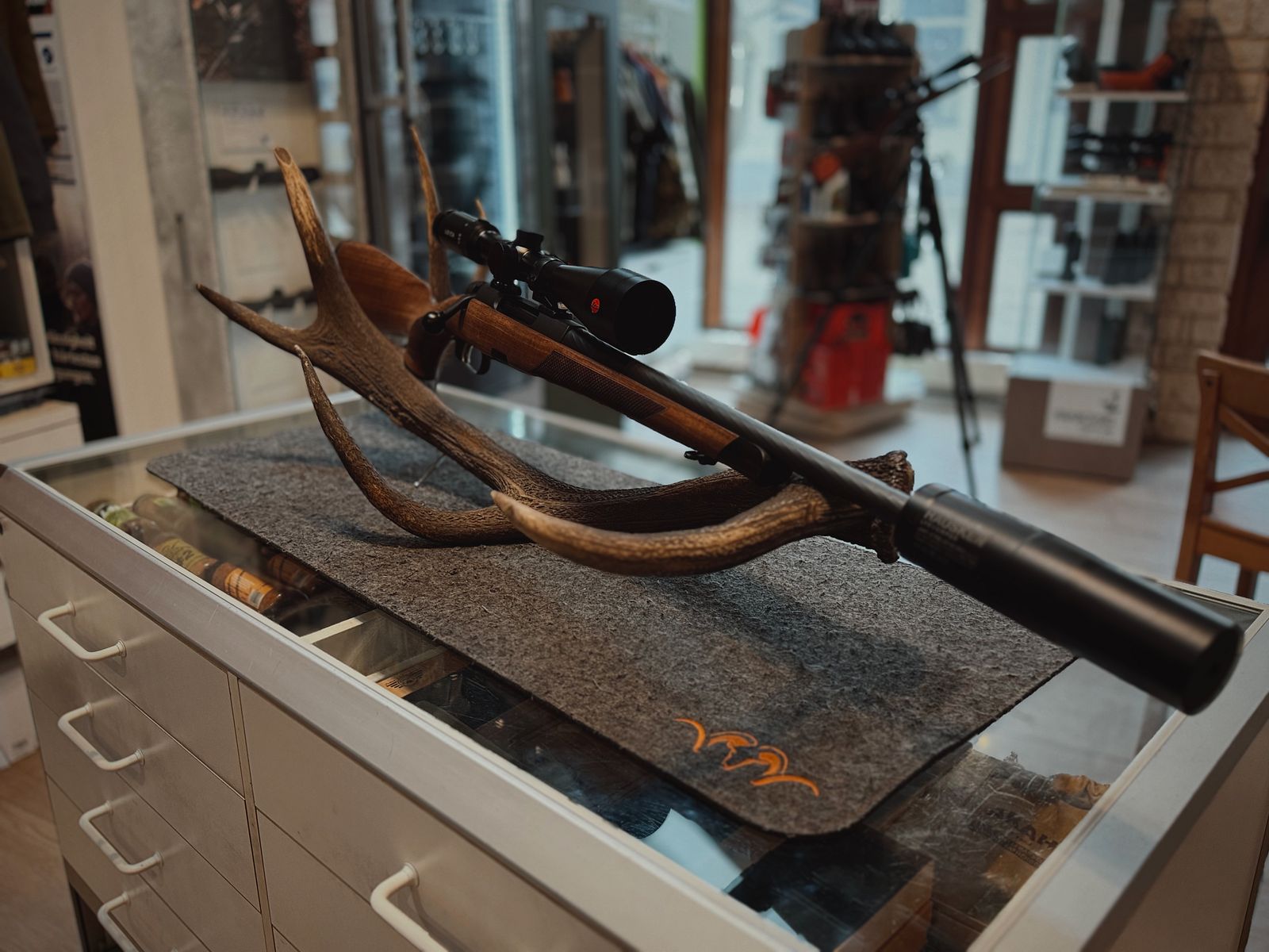Steyr CL II Semiweight – Kal. .308 Win – Leica Amplus 2,5-15x56, zdjęcie 6 z 8