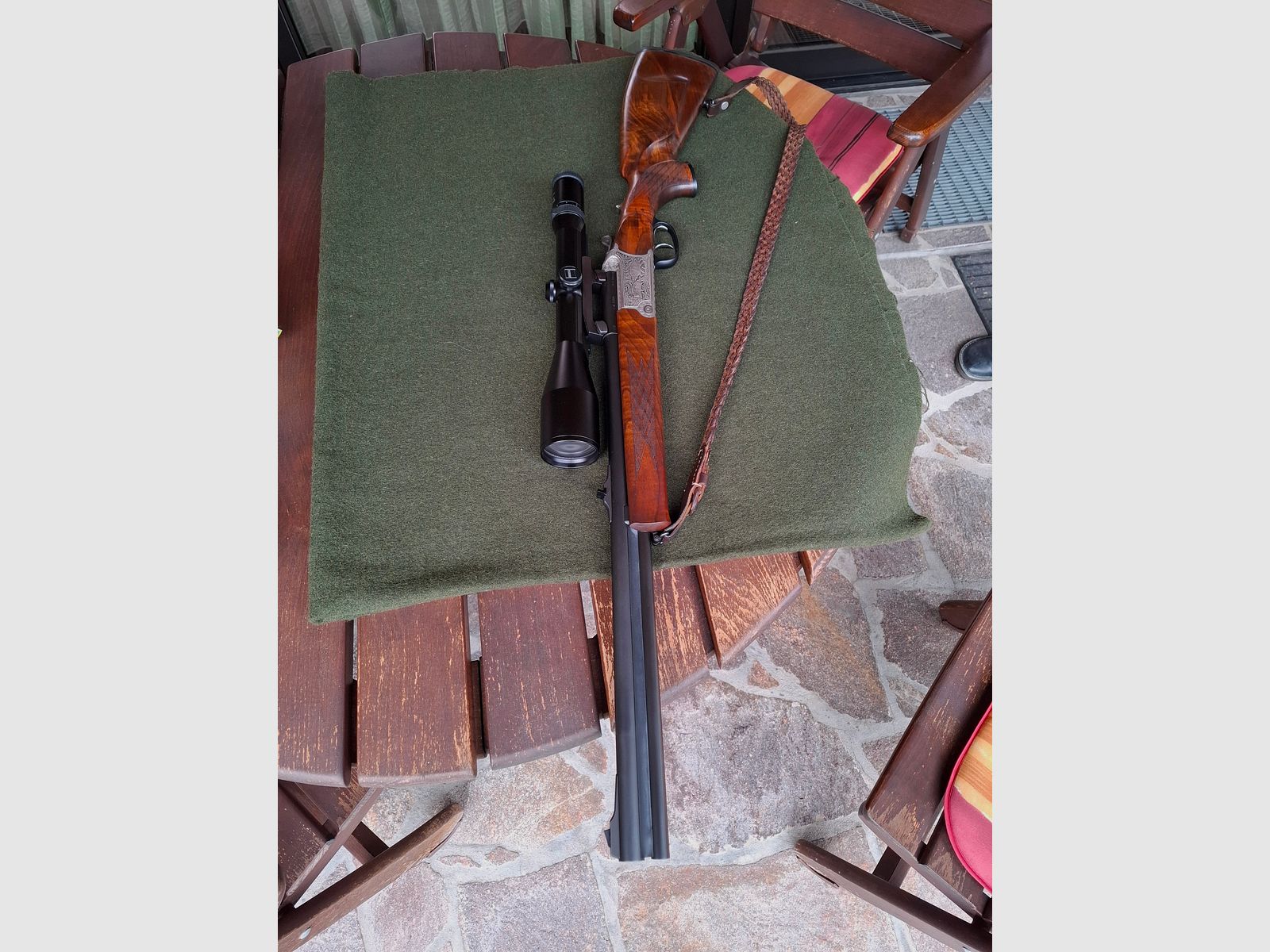 Bockbüchsflinte von Blaser mit Zielfernrohr