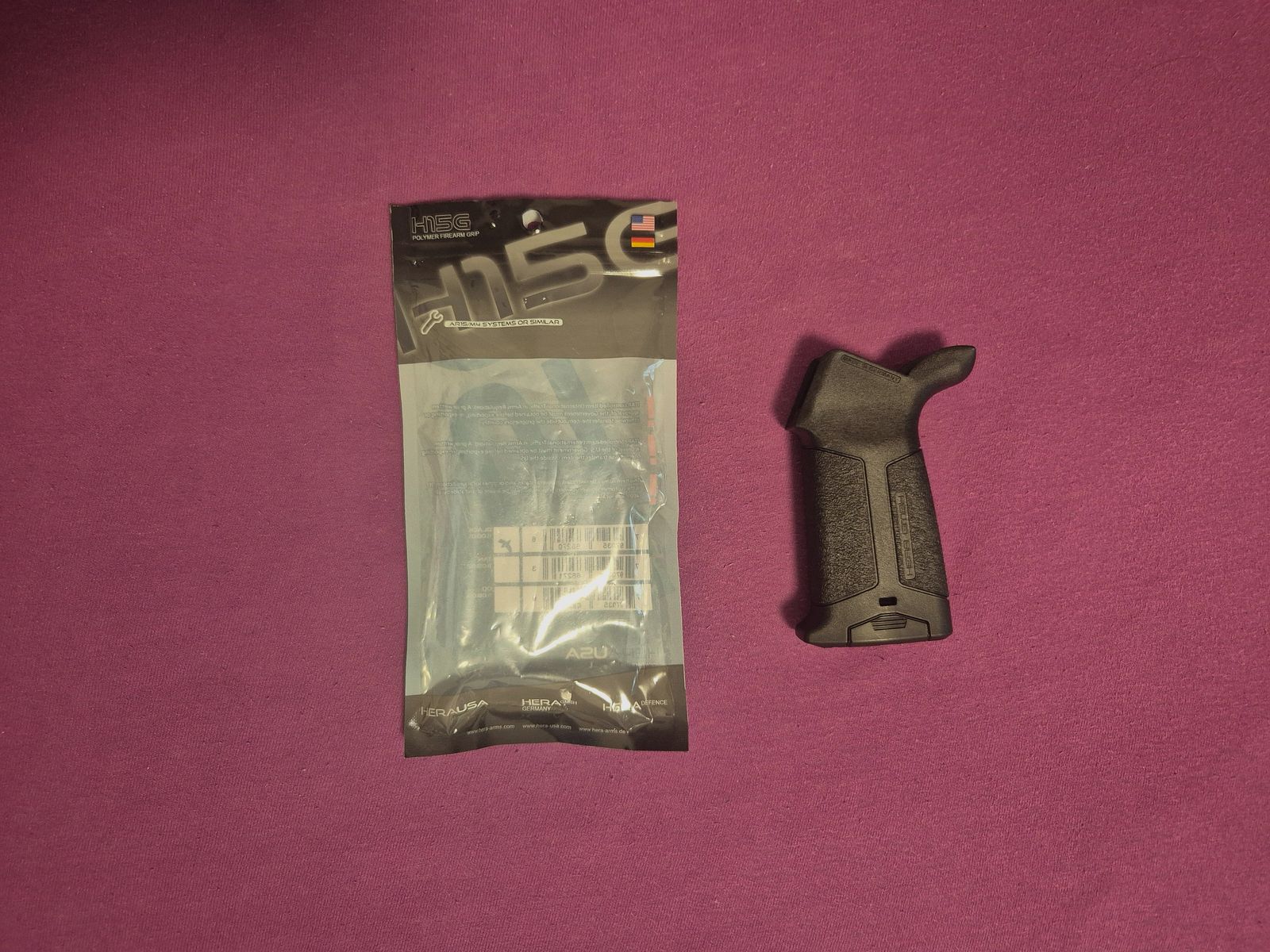 Uchwyt z polimeru do AR-15, zdjęcie 1 z 2