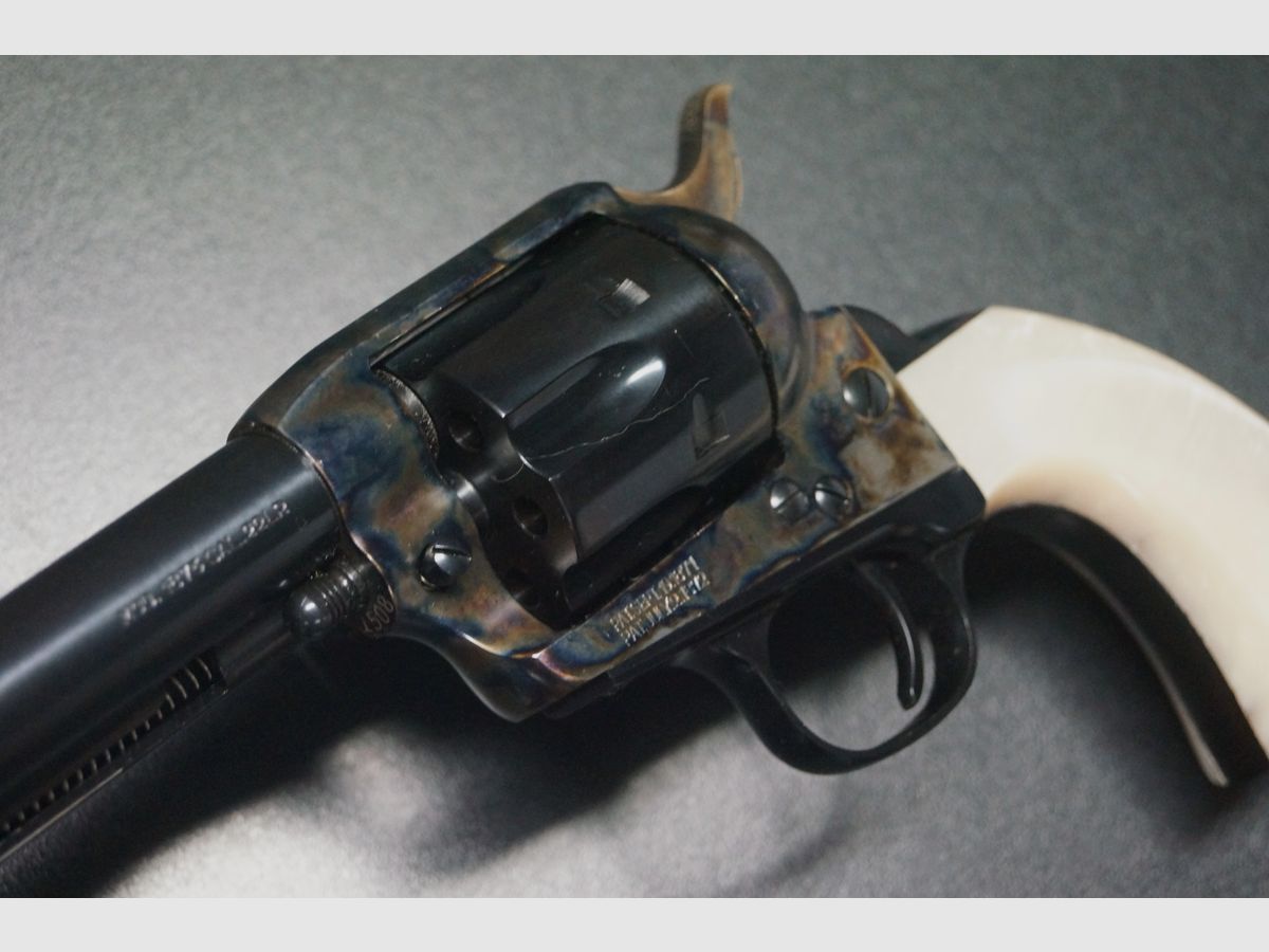 Uberti Cattleman 22LR 0435, immagine 5 di 6